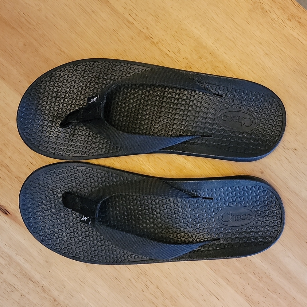 Brand New/Never Worn Black Chacos size 11 (fit 10-10.5)